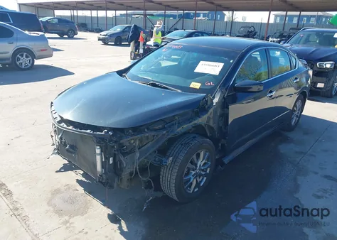 2015 Nissan Altima 2.5 S из США, поврежденный, VIN 1N4AL3AP4FN919025